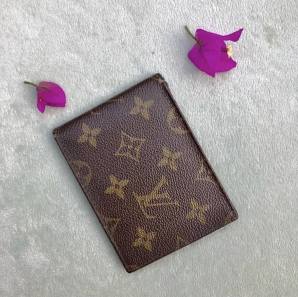 Louis Vuitton Under $100